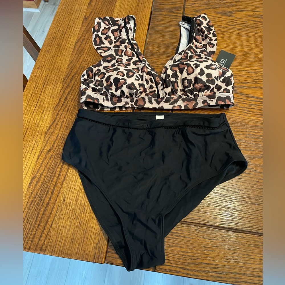 DACI Leopard Print Bikini Set with Black High-Waist Bottoms